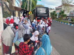 Ratusan Emak Kota Probolinggo Dukung Ganjar Pranowo Presiden