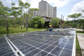 Inisiatif Energi Hijau Semen Tonasa Raih Penghargaan Ajang Energy Management Leadership 2023