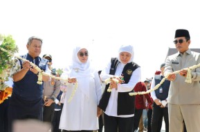 Khofifah Resmikan Dermaga Pelabuhan Dungkek dan Gili Iyang Sumenep, Ini Harapannya!