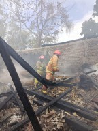 Rumah-Kandang Sapi di Lamongan Terbakar, Pemadaman Libatkan Damkar Bojonegoro