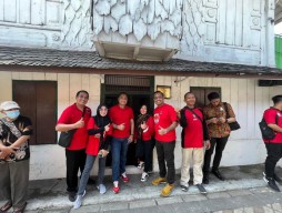 PDIP Top Survei Surabaya, Ratna: Milenial dan Perempuan Ada di Barisan Kita