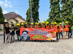 Dinilai Peduli Masyarakat Bawah, Tukang Bangunan di Bangkalan Dukung Cak Imin Nyapres