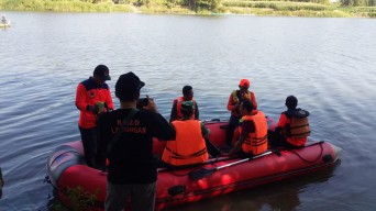 Bermain Perahu di Bengawan Solo, 3 Pelajar Lamongan Tenggelam