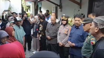 Komisi A DPRD Ponorogo Sidak Jalan yang Ditembok Warga