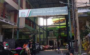 PPDB Sekolah Surabaya Berkurang, Orang Tua Lebih Memilih Pesantren