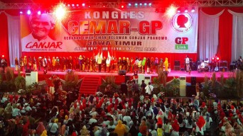 10.000 Emak-emak di Surabaya Deklarasi Ganjar Pranowo Presiden 2024