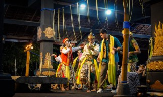 Bojonegoro Thengul Internasional Folklore Festival 2023, Sandur dan Kayangan Api Mendunia