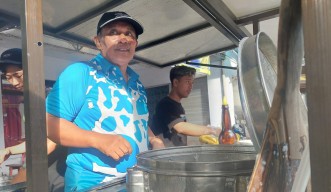 Mengenal Nunung M Toha Penjual Bubur Ayam di Probolinggo Nekat Nyaleg