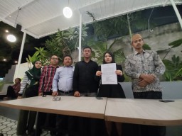 Tim Hotman Paris Dampingi Keluarga Korban Pembunuhan Pasutri di Ngantru Tulungagung