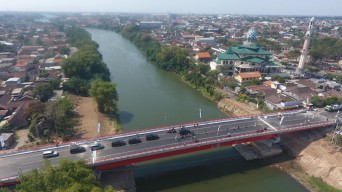 Resmi Dibuka, Jembatan Bandar Ngalim Kota Kediri Dapat Nama Baru