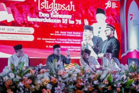 Mas Dhito Rencana Renovasi Masjid Agung An Nuur Pare Kediri