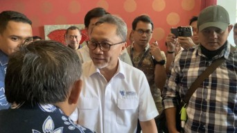 Menteri Perdagangan Ancam Naikkan Pajak Rokok Elektrik saat Hadiri Pertemuan Petani Tembakau di Kediri