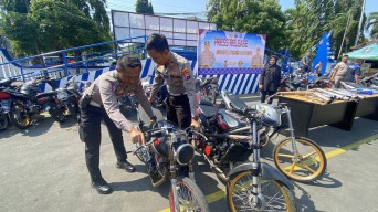 Polisi Amankan 40 Motor Balap Liar di GOR Jayabaya Kota Kediri