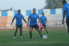 Matt Lagos Batal, Persela Lamongan Gercep Cari Pengganti