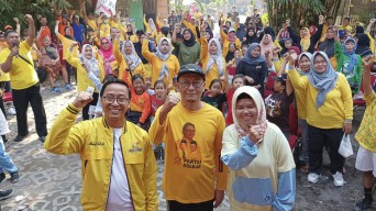 3 Politikus Golkar, Pameran Ekraf, Bayi Terlilit Kaus Kaki