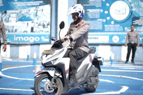 Kapolres Ponorogo Uji Trek Baru Praktik SIM C, Lulus Ora Cah?