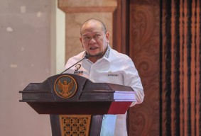 Ketua DPD RI Wanti-wanti Kepala Desa di Malang Cermati Keuangan, Mbeleset Bahaya...
