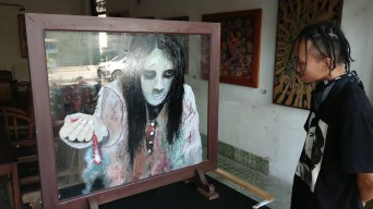 Perupa Tua Tulungagung Unjuk Karya di Pameran D'Classic Komunitas Seketan