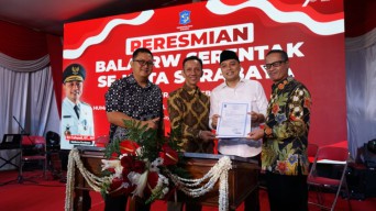 1.159 Balai RW Surabaya Diresmikan, Merdeka!