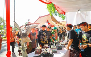 Buka Pameran Museum dan Keris, Bupati Sumenep Fauzi: Mari Jatuh Cinta dan Lestarikan Warisan Leluhur!