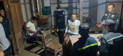 2 Perahu Tergulung Ombak di Perairan Pantai Gladak Tulungagung, 4 ABK Hilang