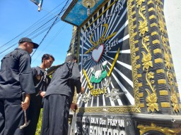 Logo Tugu PSHT di Tulungagung Dihapus, Rencana Diganti Gambar Pancasila