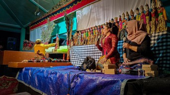 Menikmati Wayang Thengul, Rangkaian Sedekah Bumi Warga Desa Campurejo Bojonegoro