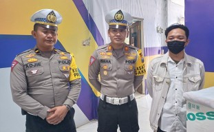 Sosok Pemotor Lamongan Pengadang Bus Lawan Arah, Ini Alasan Aksi Heroiknya