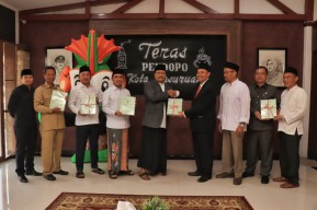 Wali Kota Pasuruan Terima 475 Sertifikat Tanah Milik Pemerintah dari BPN
