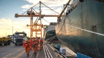 Pelindo Sebut Layanan Terminal Peti Kemas Kembali Normal