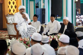 Ratusan Ribu Jemaah Haul KH Abdul Hamid ke-42 Padati Kota Pasuruan