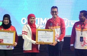 Konsisten Cetak Atlet Berprestasi, Bank Jatim Raih Penghargaan sebagai Badan Usaha Peduli Olahraga