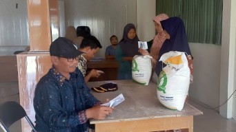 Bulog Mulai Salurkan Beras Bantuan Pangan Tahap II di Kediri, Siapkan 1,2 Juta Kg per Bulan