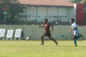 Derby Kediri Warnai Semifinal Sepak Bola Porprov Jatim 2023, Dukung Sopo Cah?