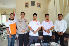Kapolres Situbondo Datangi Kantor DPC PKS dan PDIP, Ada Apa?