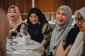 Ning Atikoh Ganjar Bicara Pemberdayaan Perempuan bersama Nyai dan Ning di Surabaya