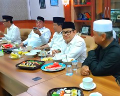 Silaturahmi ke Ponpes Sidoarjo, Cak Imin Dapat Pesan Khusus
