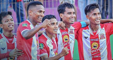 Laga Home Perdana, Deltras Kalahkan Gresik United 2-1