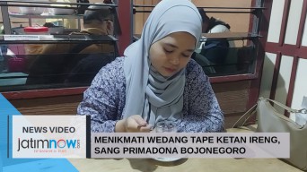 Video: Menikmati Wedang Tape Ketan Hitam Sang Primadona Bojonegoro