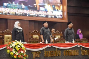 Nota Keuangan dan KUA PPAS Berbeda, Pimpinan DPRD Surati Gubernur Jatim