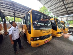 Anggaran Tak Cukup, Program Bus Sekolah di Tulungagung Terganggu