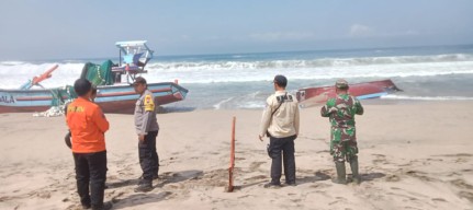 8 Nelayan Prigi Trenggalek Hilang di Perairan Gayaman Blitar