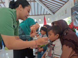 HUT TNI Ke-78, Kodim 0812 Lamongan Bantu Percepat Penurunan Stunting