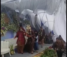 Video Viral Resepsi Pernikahan di Ponorogo Berantakan Diterjang Badai