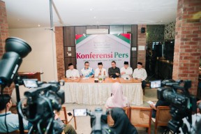 10 Ribu Alumni Pondok Modern Darussalam Gontor Serbu Monas