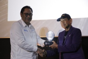 Inovasi CDR Online TPS Raih Penghargaan Ajang Marketeers Award 2023