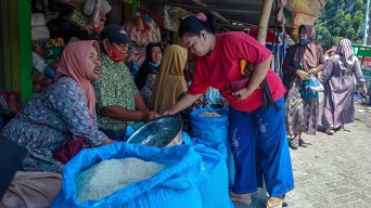 Langkah Bulog Bojonegoro Tekan Kenaikan Harga Beras