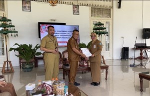 Bupati Sugiri Serahkan Surat Perintah Tugas untuk Nakes Hospitel Bantarangin Ponorogo