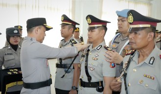 Sertijab Polres Gresik, Kapolres Minta Tingkatkan Kinerja Situasi Kamtibmas