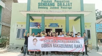 Santri Ponpes Sendang Drajat Ponorogo Dukung Gibran Maju Cawapres 2024